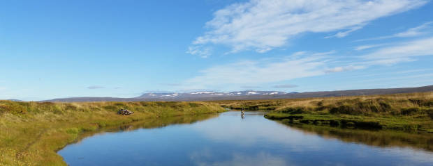 fly fishing in iceland guide